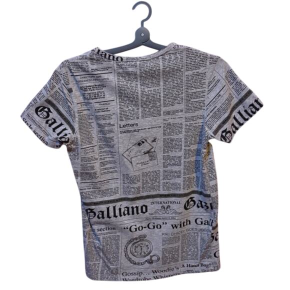 John Galliano, authentic newspaper print xxs Tee - Picture 3 of 6